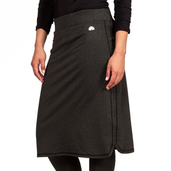 MAJOR ISO Modest Athletic Skirt Snoga - Picture 3 of 4
